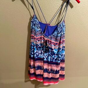 Be be top size small new with tags